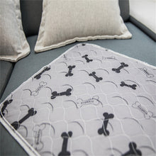 Load image into Gallery viewer, Cartoon Pet Pee Pads
