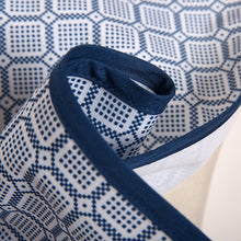 Load image into Gallery viewer, Elderly Washable Bibs
