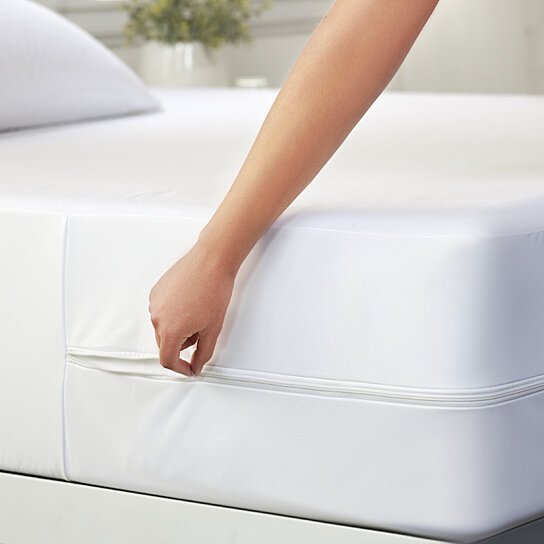 Solid Waterproof Mattress Protector Wholesale